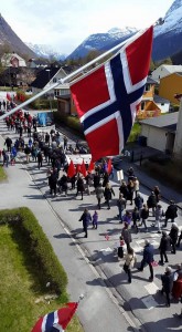1-Maitog på SunndalsøraFoto: Tove Trondsgård
